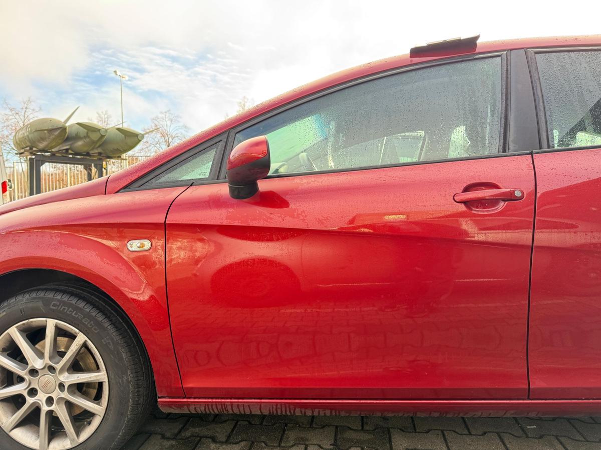 Seat Leon 1P original T&uuml;r vorn links LS3X Rojo Rubi 5 T&uuml;rer Rohbau BJ06